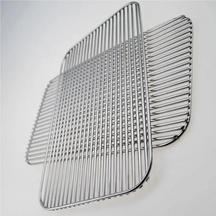 The supporting tray uses 304 stainless steel wire mesh tray for filter oil, filter water, and bake