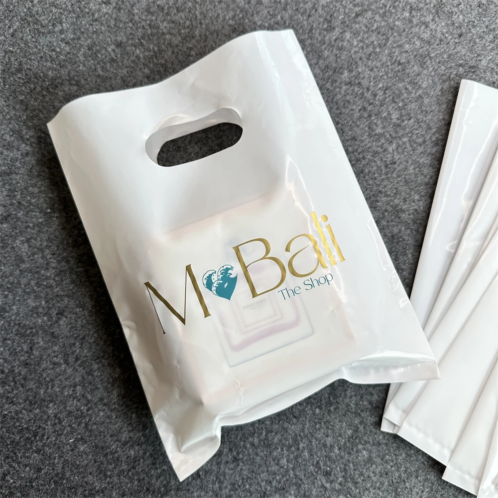 Custom Printed Logo Design PE Handle Plastic Bag Die Cut Bag Carry Poly Shopping Bag For Clothing/Shoe Packaging