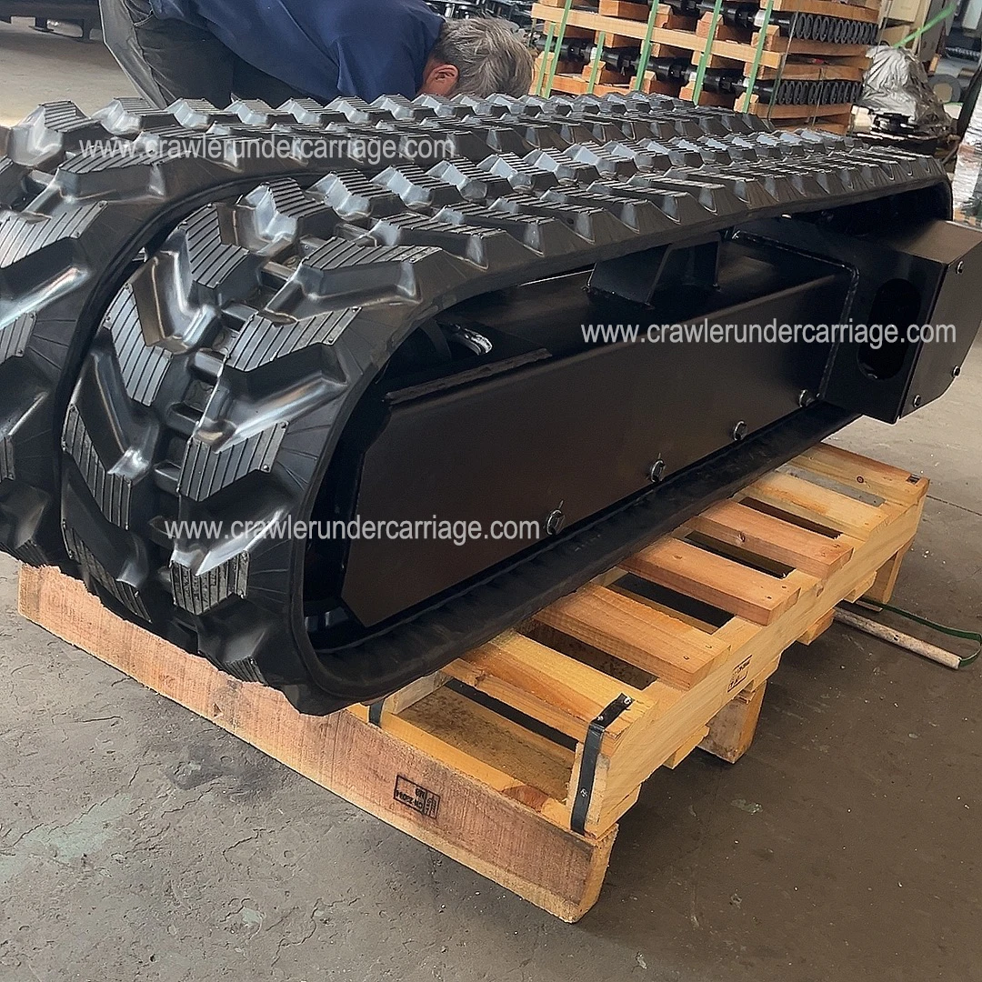 Customized Mini Rubber Tracked  Undercarriage with high speed hydraulic motor used for fire-fighting robot machine spare parts