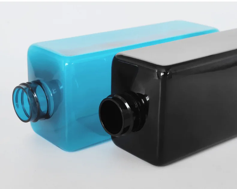 High Quality 100ml 250ml 300ml Empty Shampoo And Conditioner Bottles Flat Shoulder Press Shampoo Bottle 1000ml