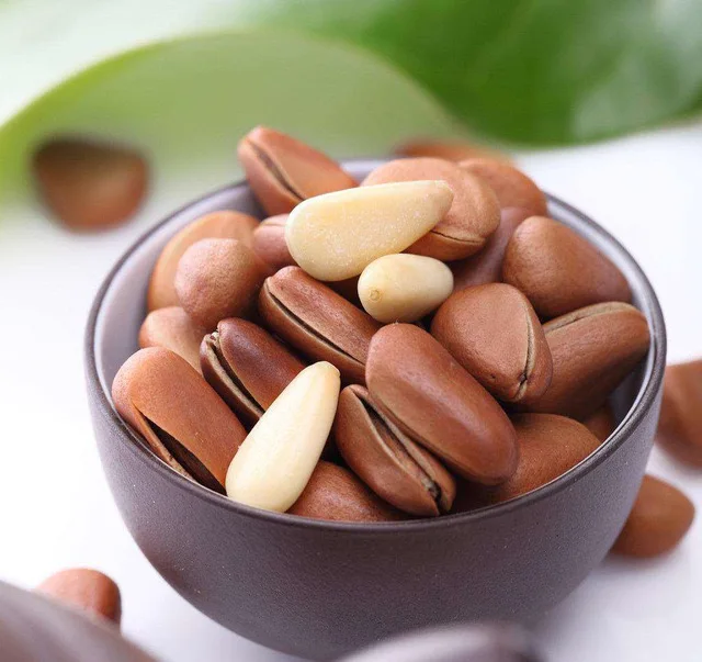 Food Grade 100% Natural Organic Chinese Wholesale Pine Seeds Nuts In Shell Kernels Pine Nuts For Sale
