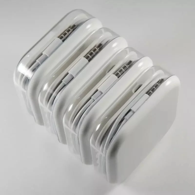 Hot Selling 3.5mm jack wired earphone headphone 1.2M handsfree stereo in-ear wire earphones headsets