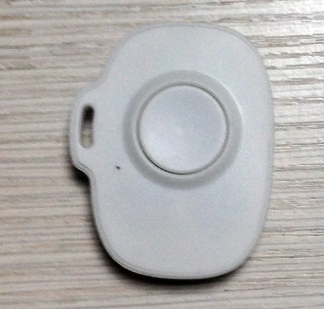 
Universal camera shape Bluetooth selfie remote / selfie remote button release camera shutter 