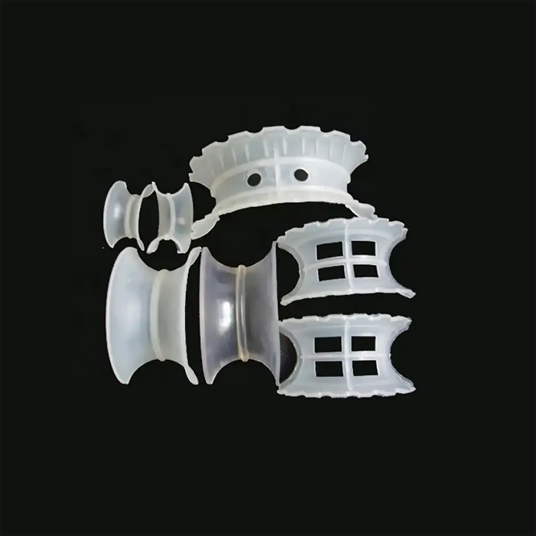 PP PVC PVDF Plastic random packing intalox saddles ring 25mm 38mm 50mm 76mm for filling the gas scrubber