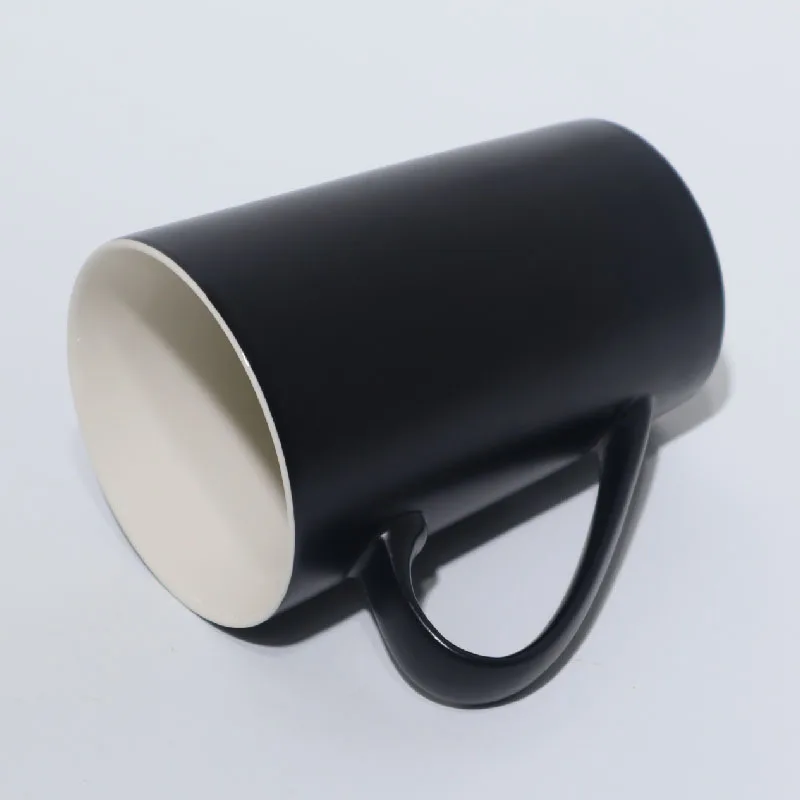 Hot Selling Black and White Ceramic Coffee Cup Porcelain Mug Stocked Color Glaze Mug No MOQ Fast Delivery