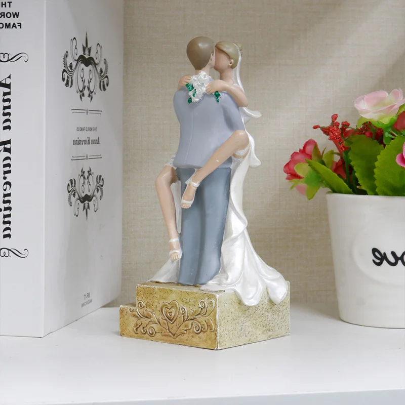 Customized Wedding Decoration Cake Topper for Wedding Engagement Bride and Groom Figurines  shower Wedding Anniversary