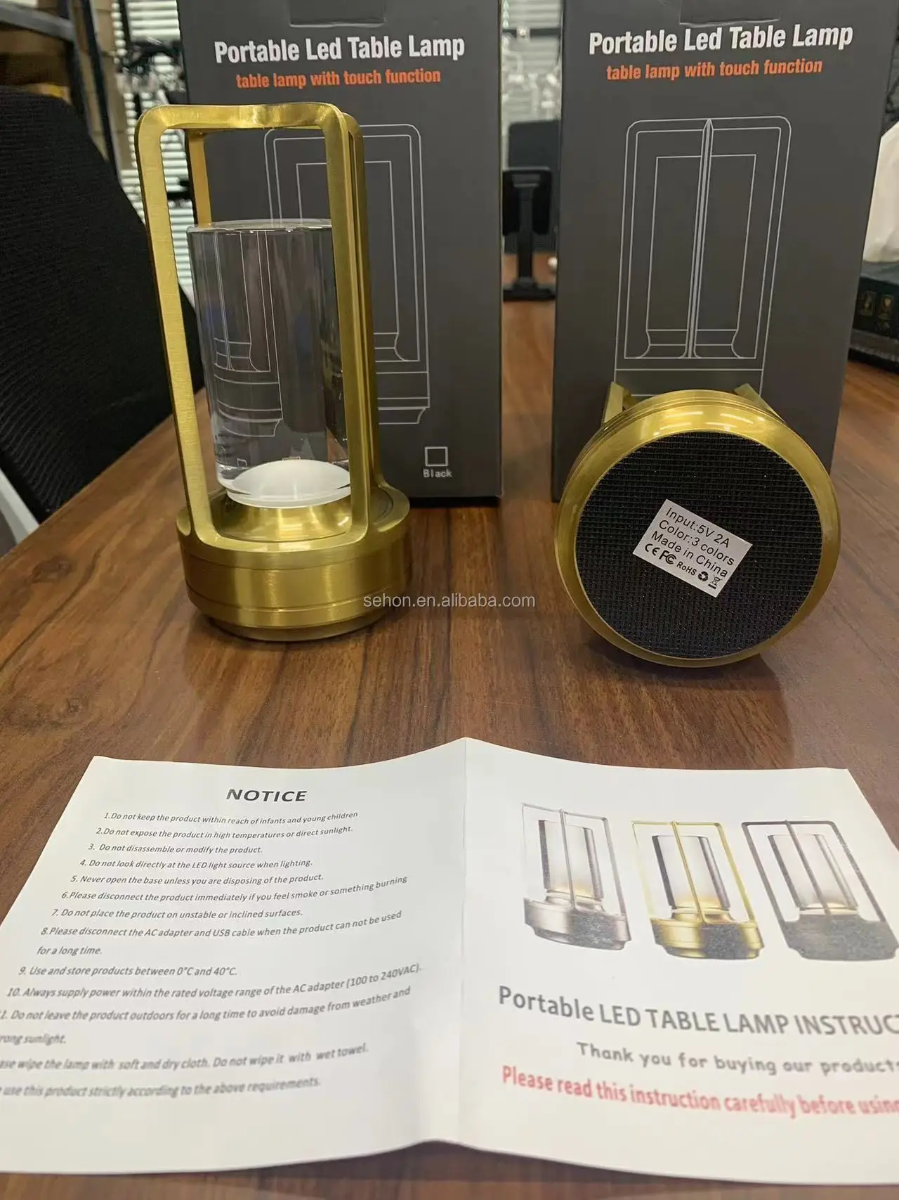 Cordless LED Table Lamp with Dimmer Built-in Rechargeable Battery 3-Level Brightness Patio Table Lamp