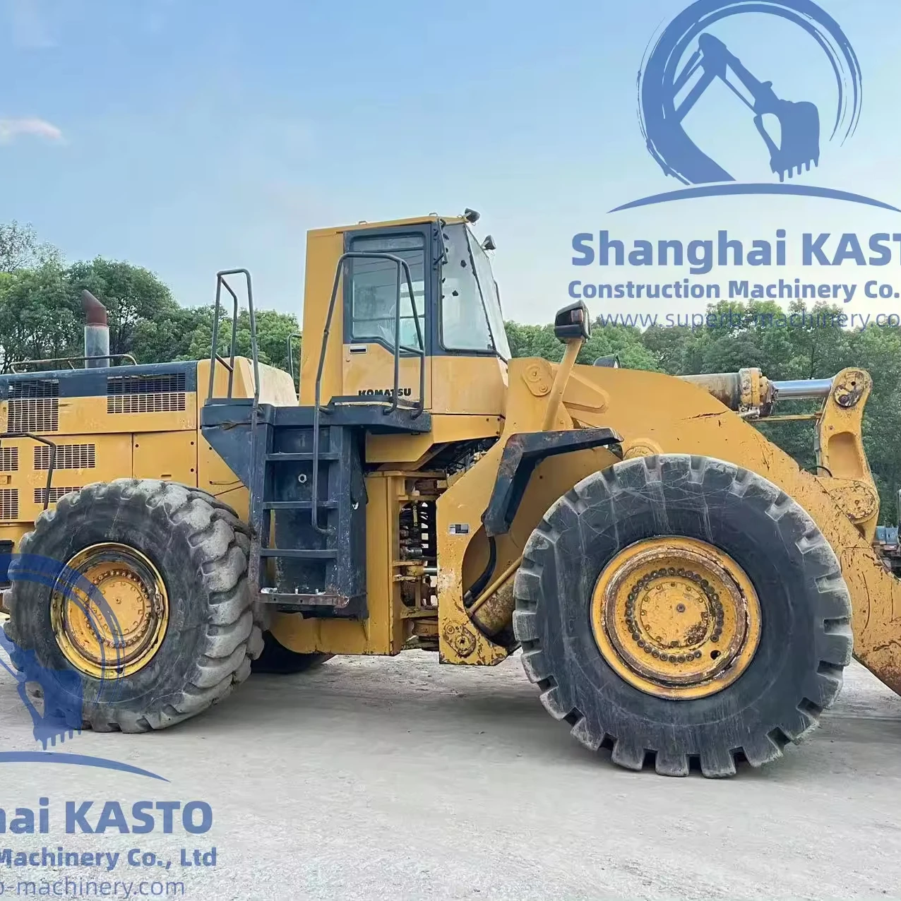12ton heavy earth-moving payloader Komatsu WA600-3 on stock, Japan made original WA600-3 WA600-6 front end loader in Shanghai