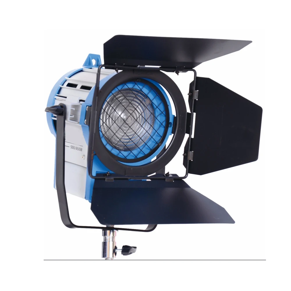 
2021 New Arrival Studio Video Lighting Device 150W/300W/650W Fresnel Spot Light 