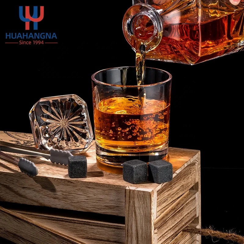 Luxury 3 Pack Unique Custom Printed Crystal Glass Whiskey Decanter Set with Wooden Stand Gift Box for Wine Brandy Whisky Sake