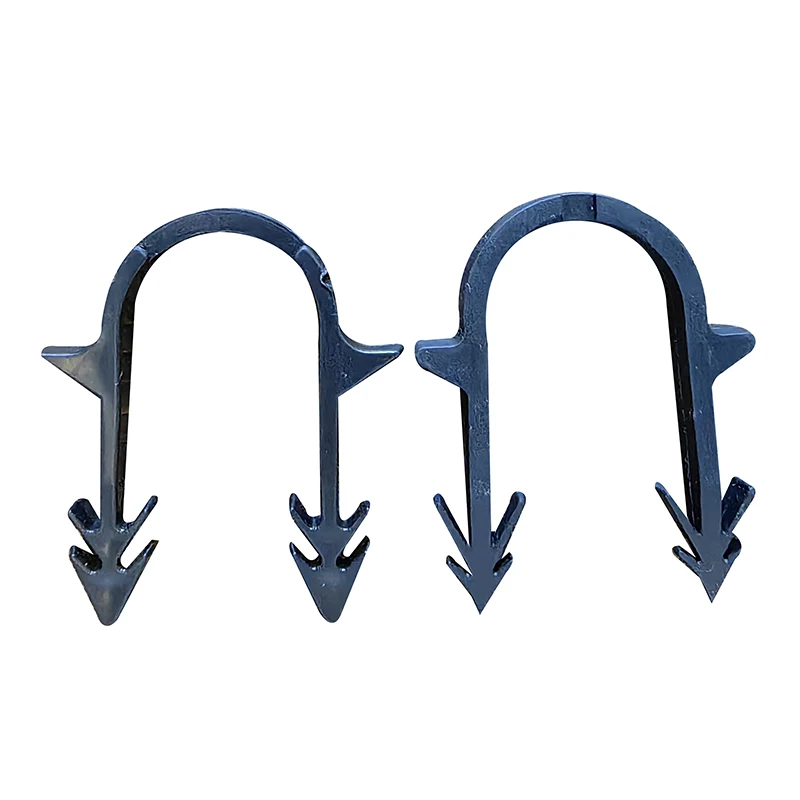 Floor heating system pipe clips staple nail