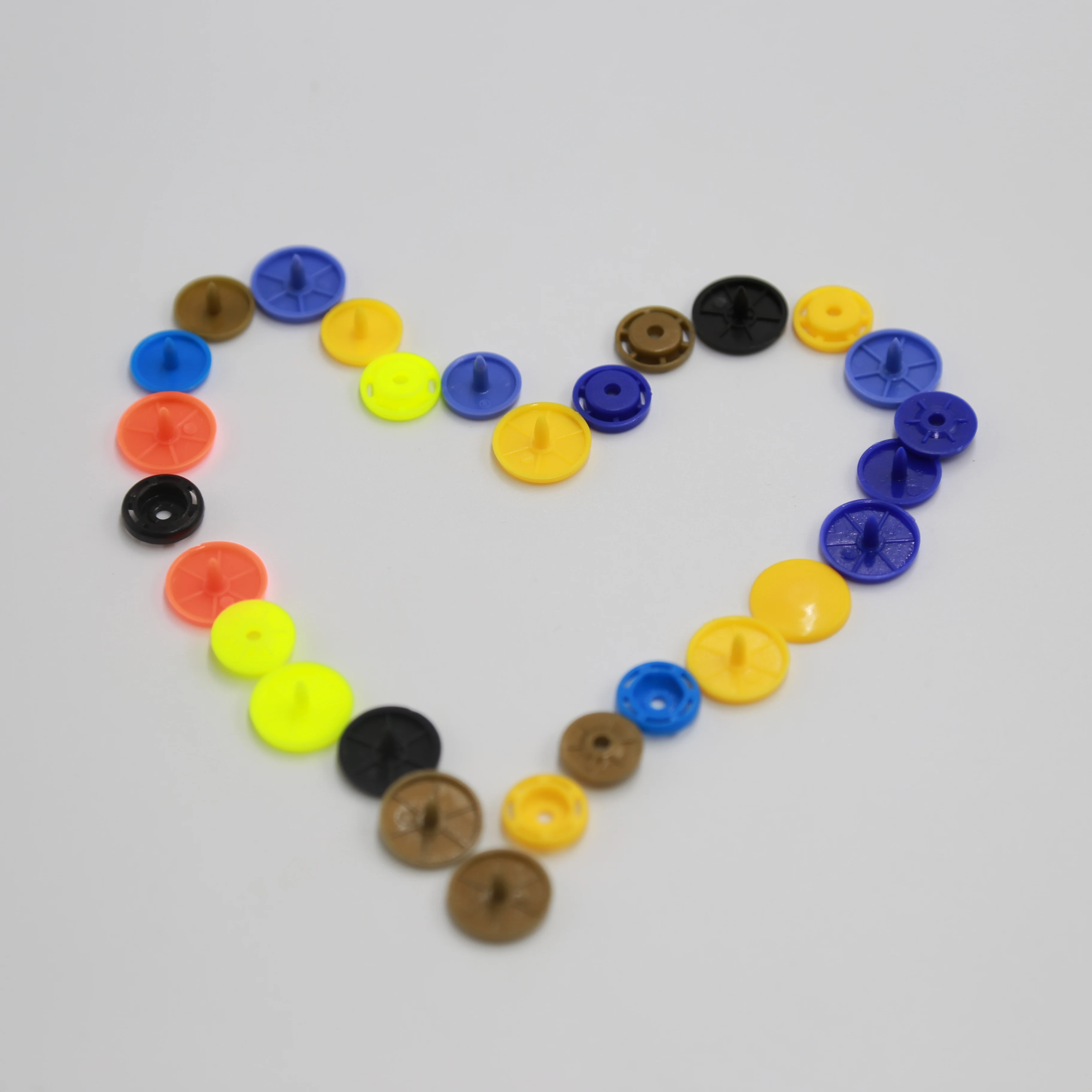 New environmental POM Resin T3 T90 customized smooth unpolished 10mm plastic snap button cover closure for baby cloth