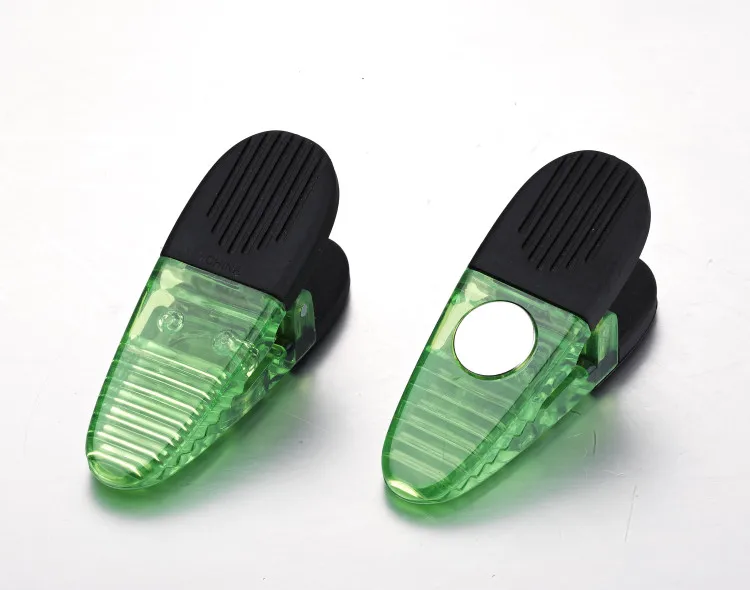 Promotional Plastic Refrigerator Magnetic Clip Office Refrigerator Magnet Paperclip