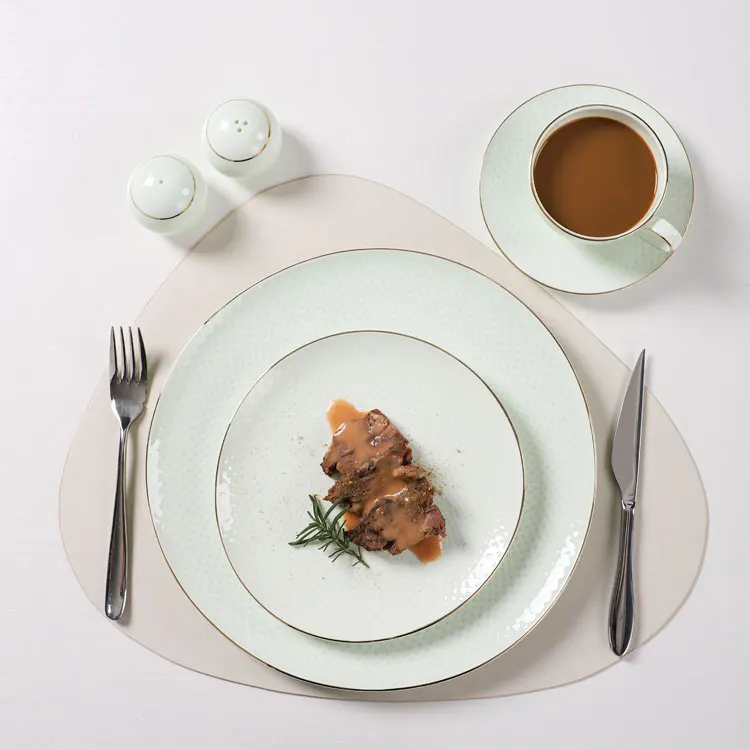 P&T New style Emerald Green Phnom Penh Bone China Tableware design Fine Bone China Porcelain Dinner Set for people