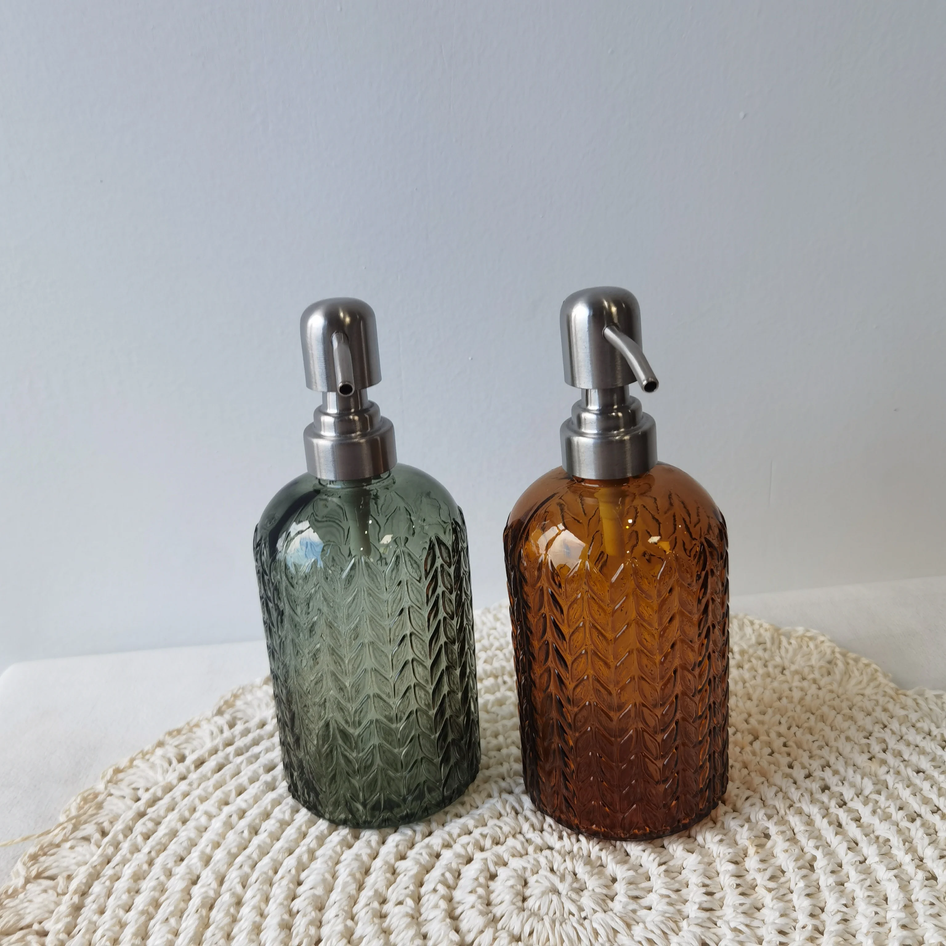 Bathroom accessories fall decorative glass shampoo bottles lotion soap Liquid Soap Dispenser bottles with metal pump