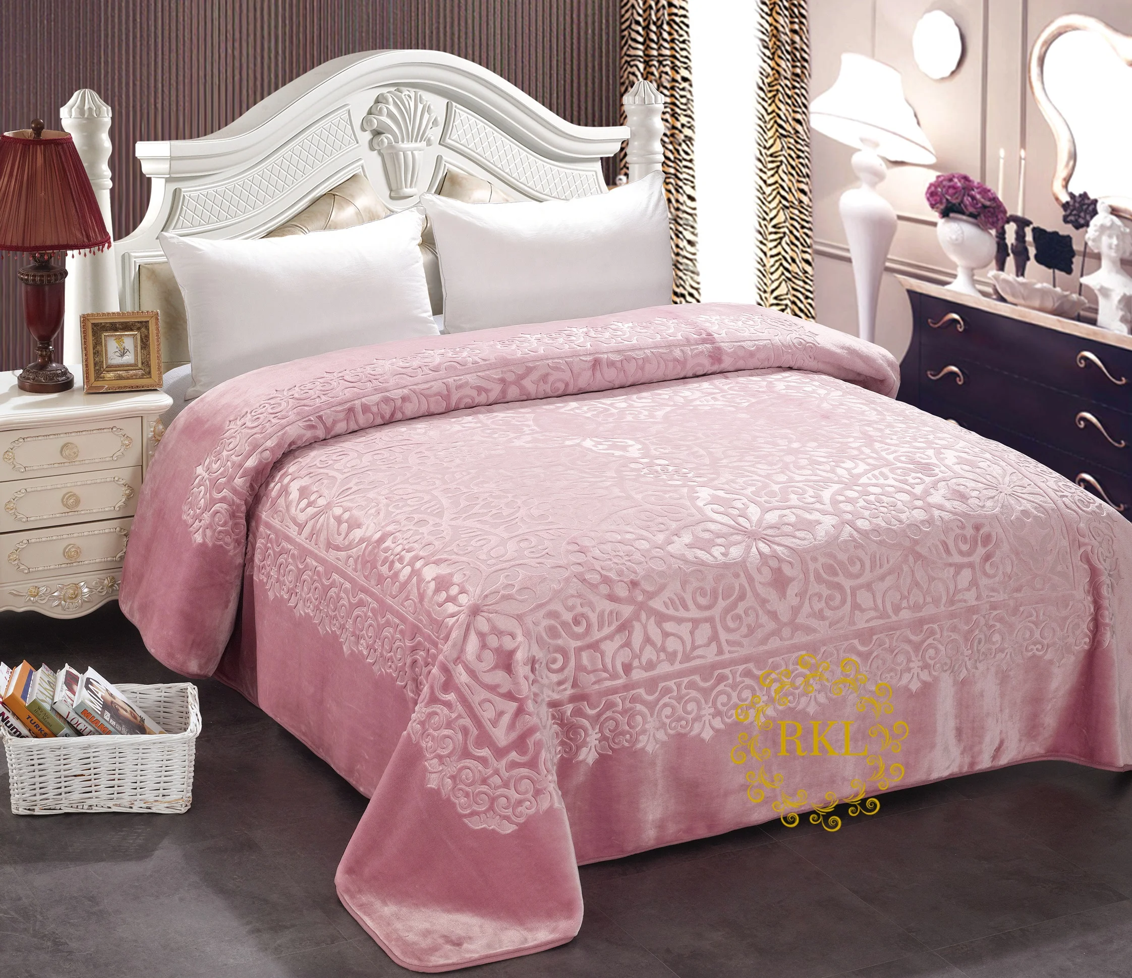 Wholesale Plain Super Soft Polyester Korean Raschel Blanket Embossed Mink Raschel Blankets