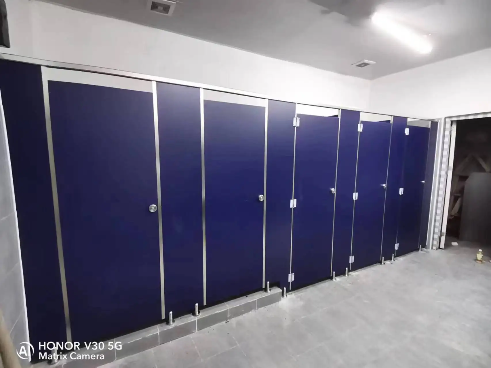 Gmart Eco-Friendly Phenolic Resin Hpl Compact Density Fibreboard, Custom Products Fire Resistance Phenolic Laminate Board