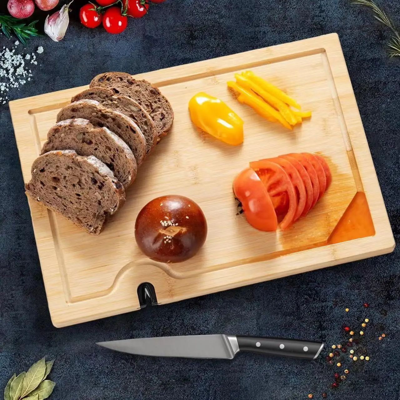 Combohome Wholesale Price Natural Bamboo Cutting Board Chopping Board with Juice Groove and Knife Sharpener