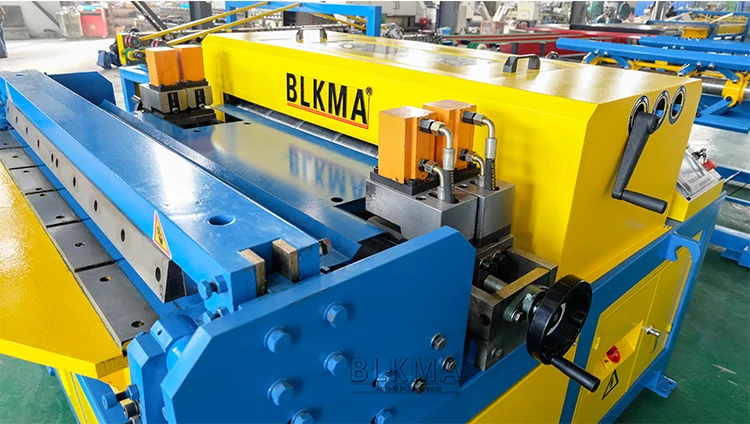 ventilation auto duct metal sheet forming machine / air duct production line