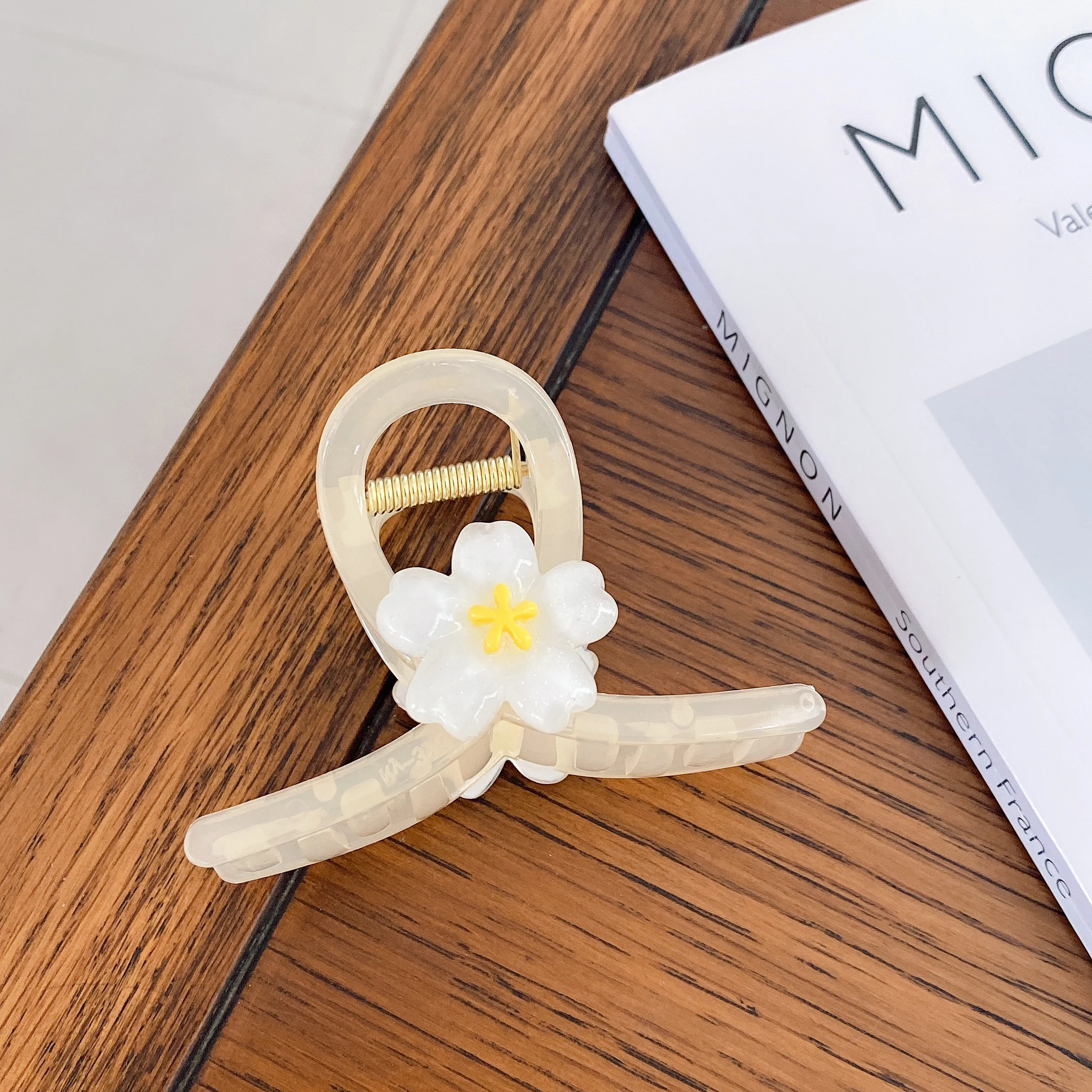 DOWELL Wholesale Flower Decorative Claw Clip Medium Size Plastic Hair Clip Girls Daily Party Sweet Korean Style Outfits