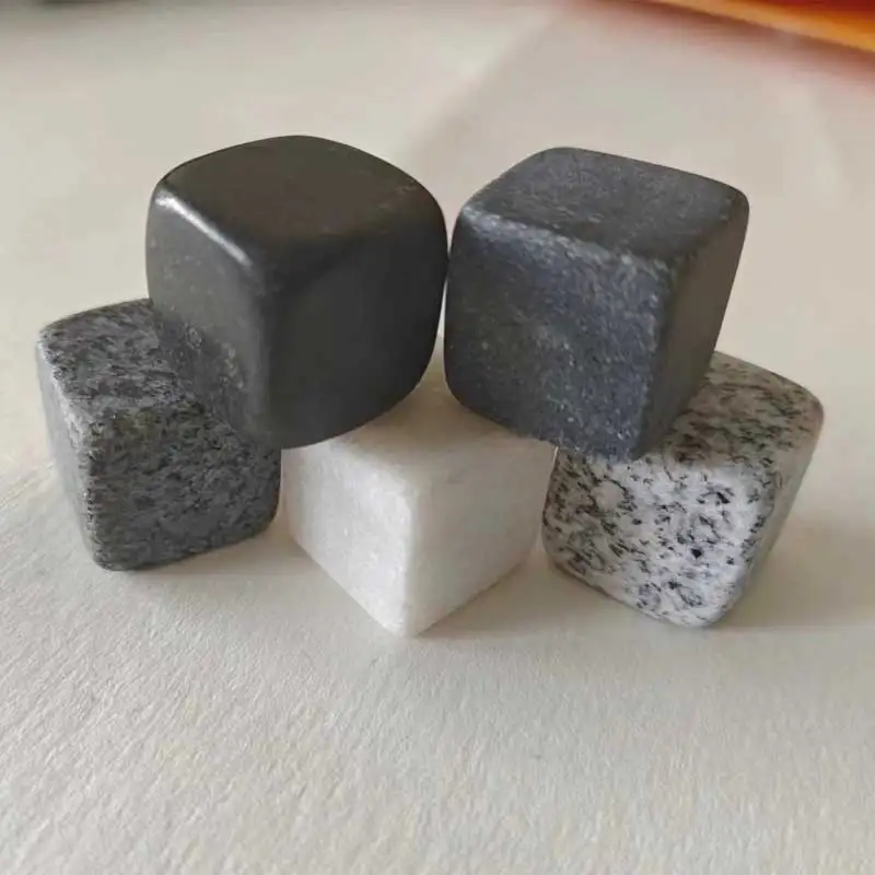 Top Seller Wholesale Personalized Granite Marble Cubes Chilling Stone Set In Gift Case Whisky Ice Stone For Whisky Bourbon