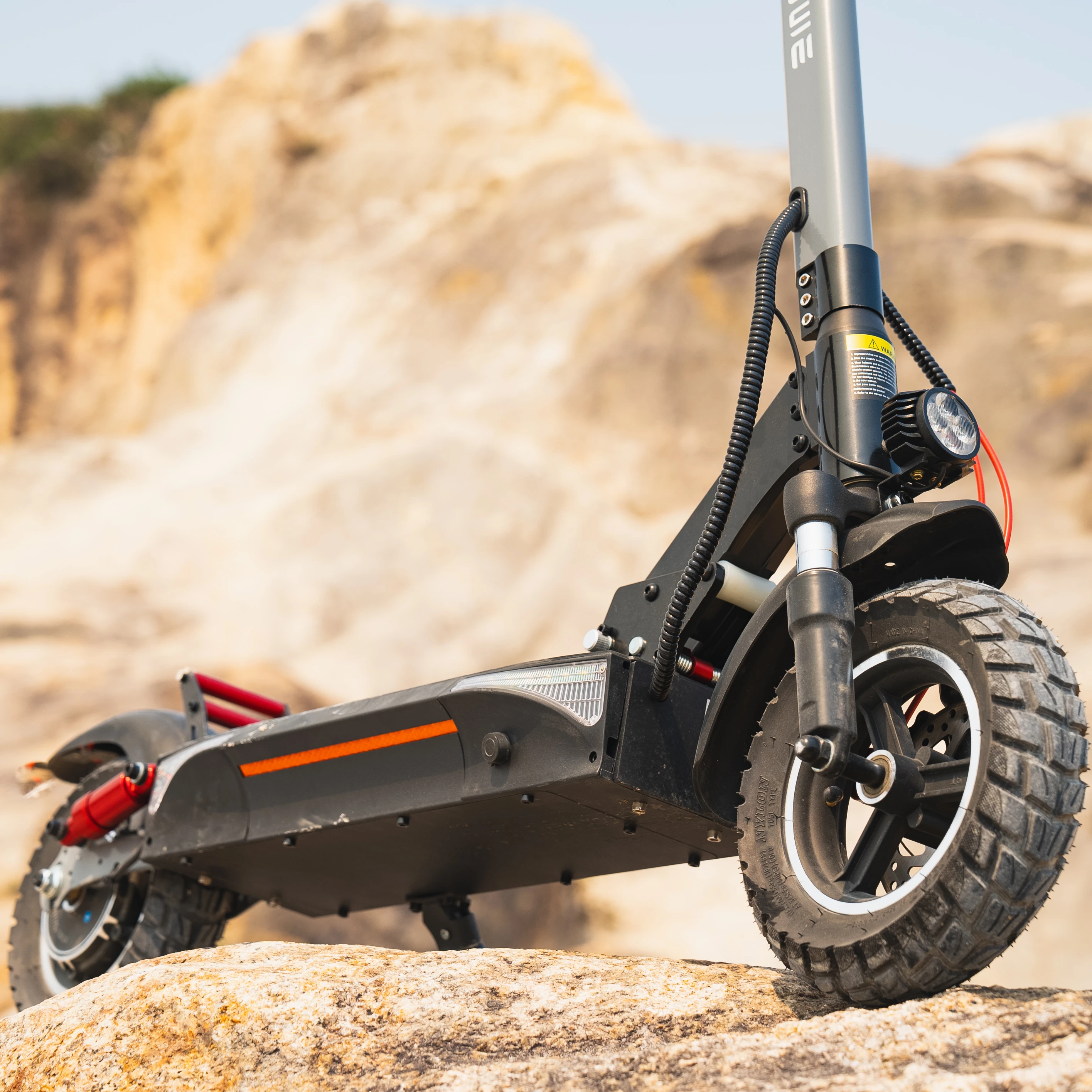 EU stock two wheel off-road electric scooter with seat Engwe y600 600W powerful motor electric scooter adults 10 inch e scooter