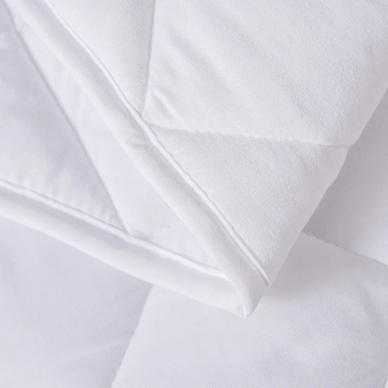 Breathable Mattress Protector Low Sensitivity Mattress Cover Single Queen King bed Waterproof Mattress Protector