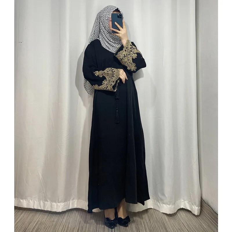 Muslim Ladies Middle East Dubai Hui Embroidered Robe Fashion Long Skirt Dress