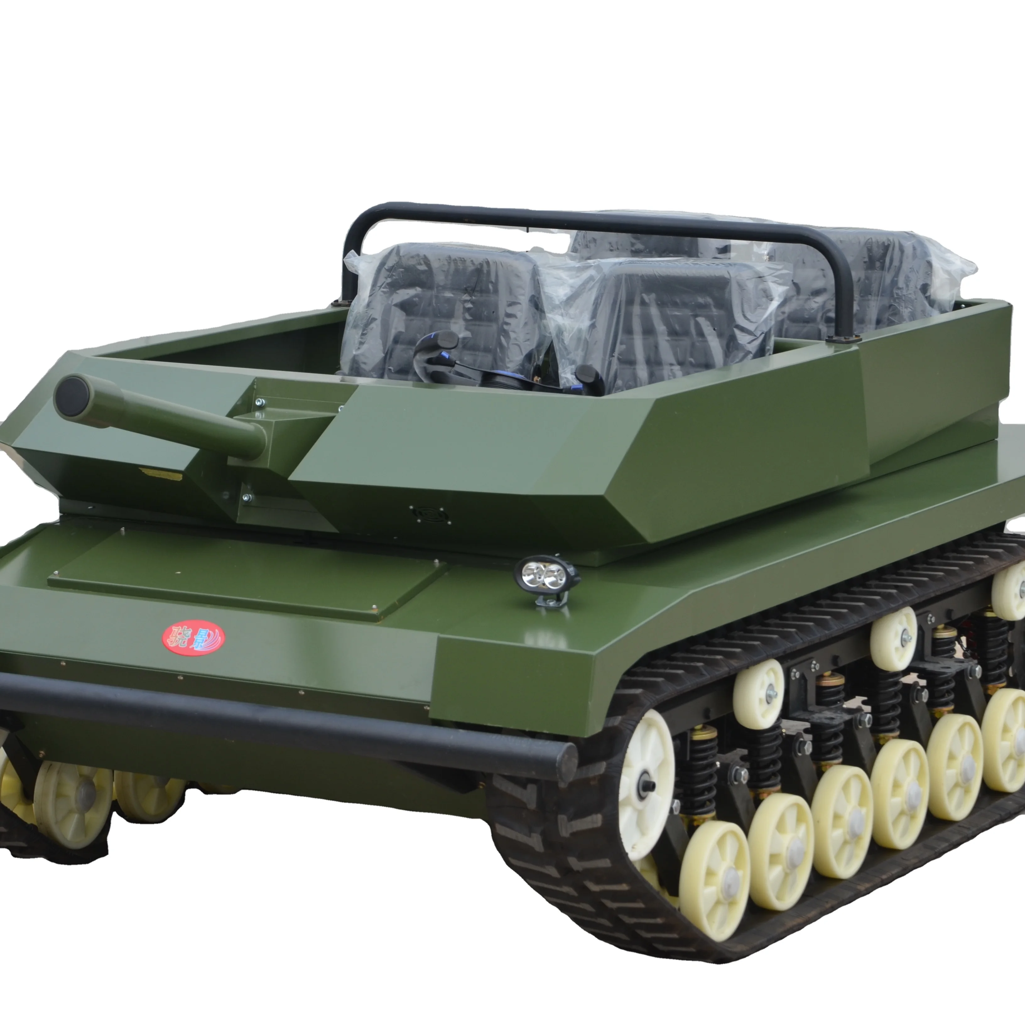 All-terrain pleasure tank car, electric tank, tank model, four people ride. New playground project.