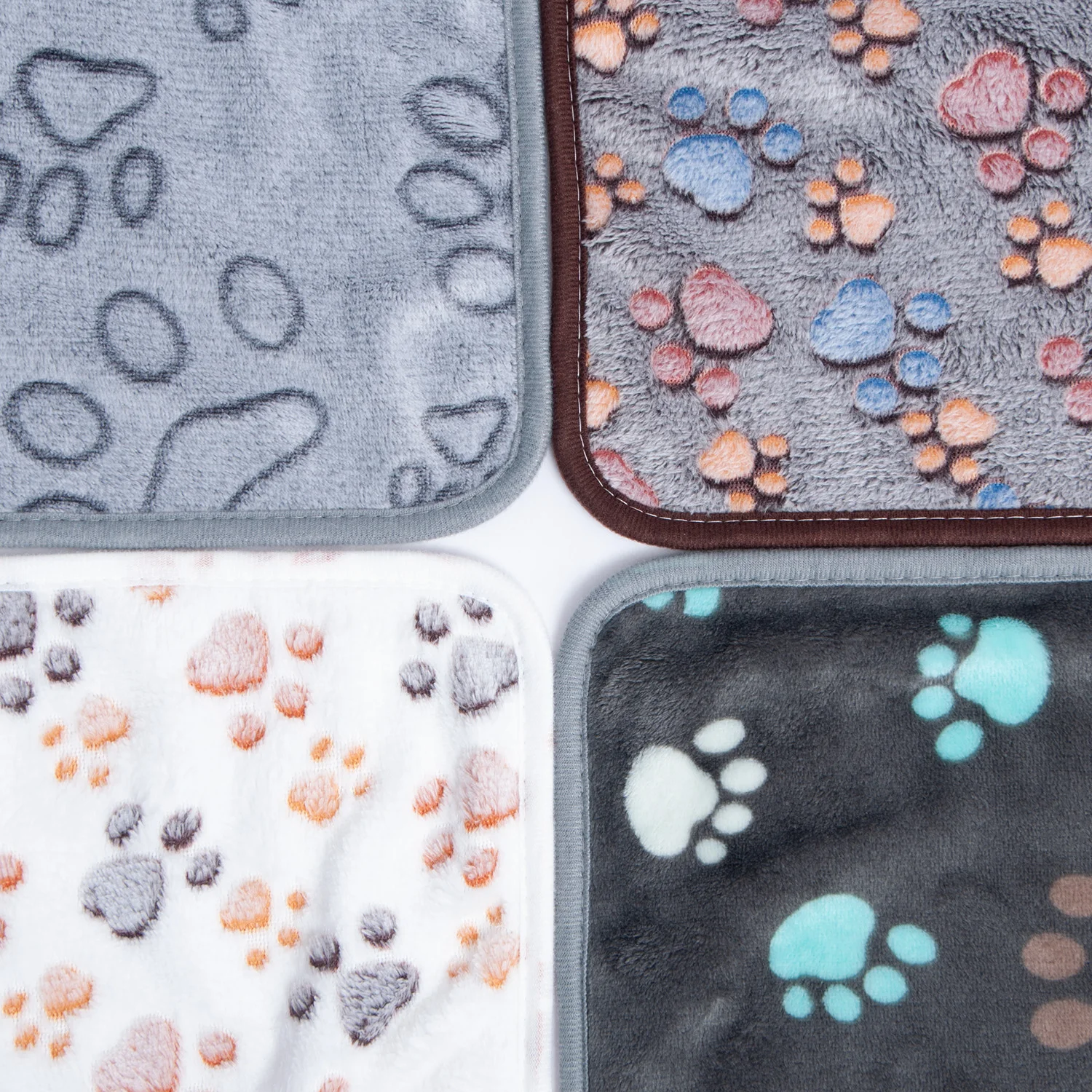 Soft Cute Warm Fluffy Fleece Flannel Dog Puppy Pet Pad Mat Throw Cover Blanket