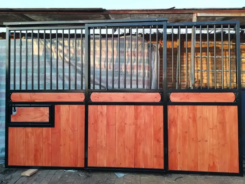 Customized front panel wooden horse stable   horse stall