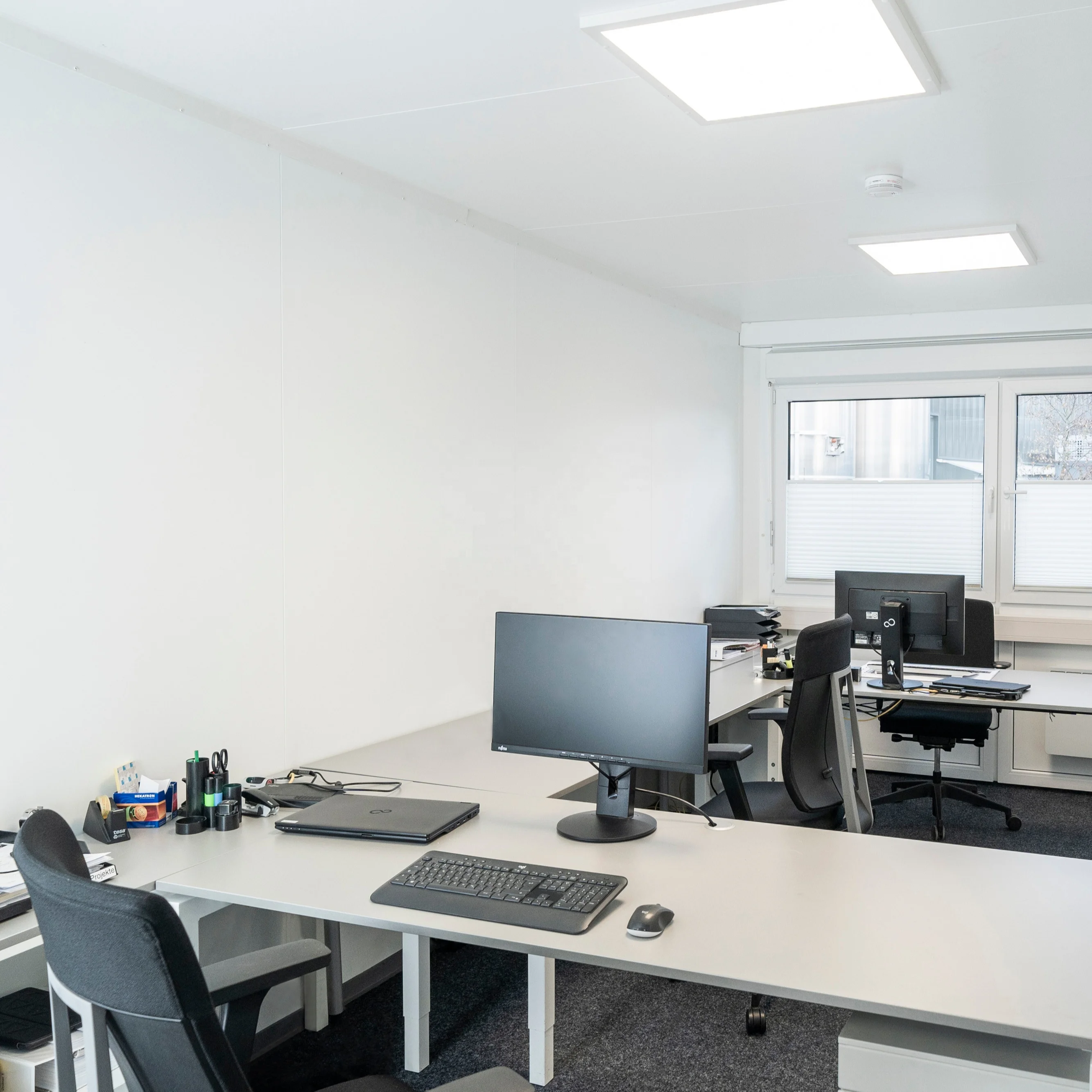 High quality prefabricated 4 bedroom container house home apartment