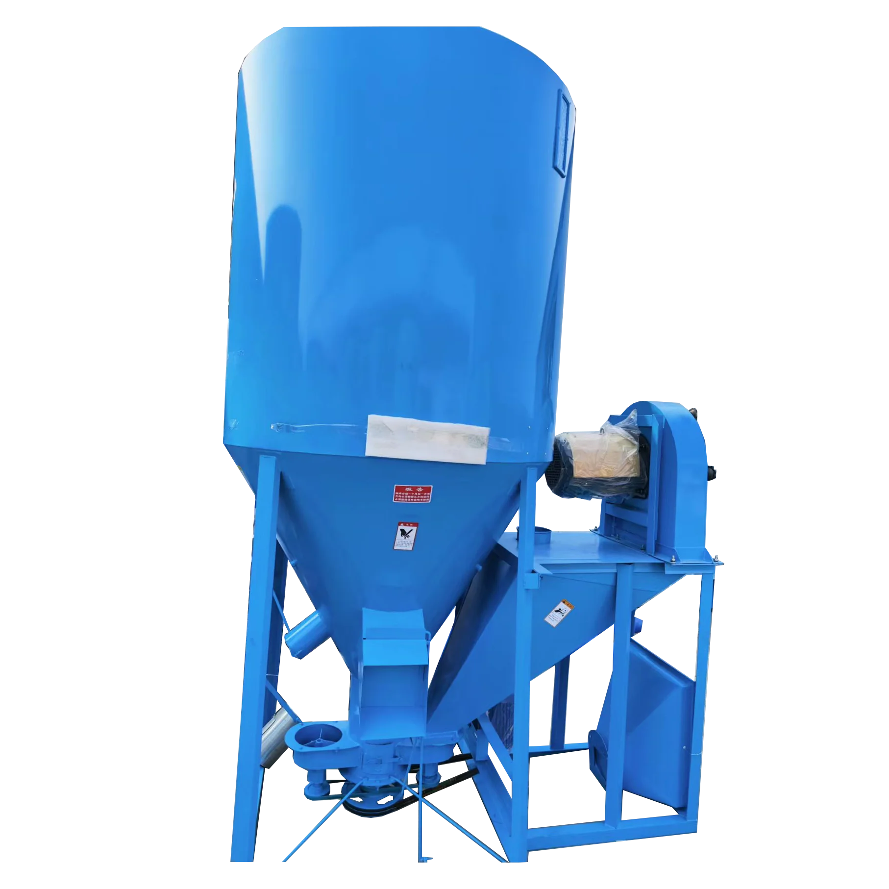 Self Suction Animal Grains Feed Crusher And Mix Powder Feed Hammer Mill Vertical Integrated Chicken Feed Crusher And Mixer