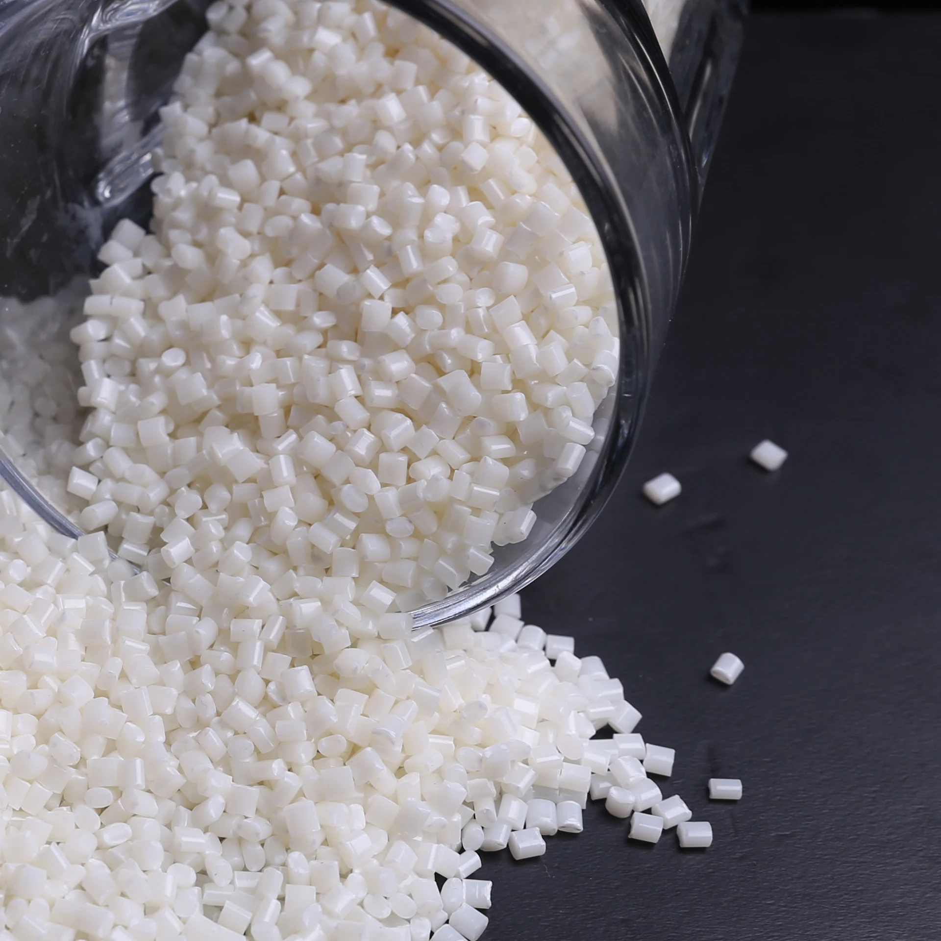 Rafia grade PP Sinopec Y2600 MFR 26 high toughness aging resistant for denier fiber , short fiber