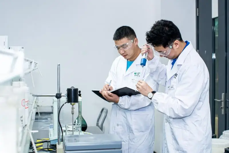 Liquid Polycarboxylate Superplasticizer slump retention type pce superplasticizser solution 40%