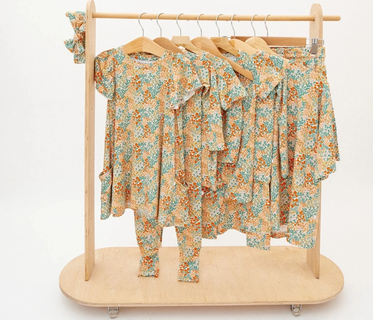 Hot Sale Girls Sleepwear Comfortable Kids Pajamas Children Home Wear Short Sleeve Two-pieces Baby Clothes Set