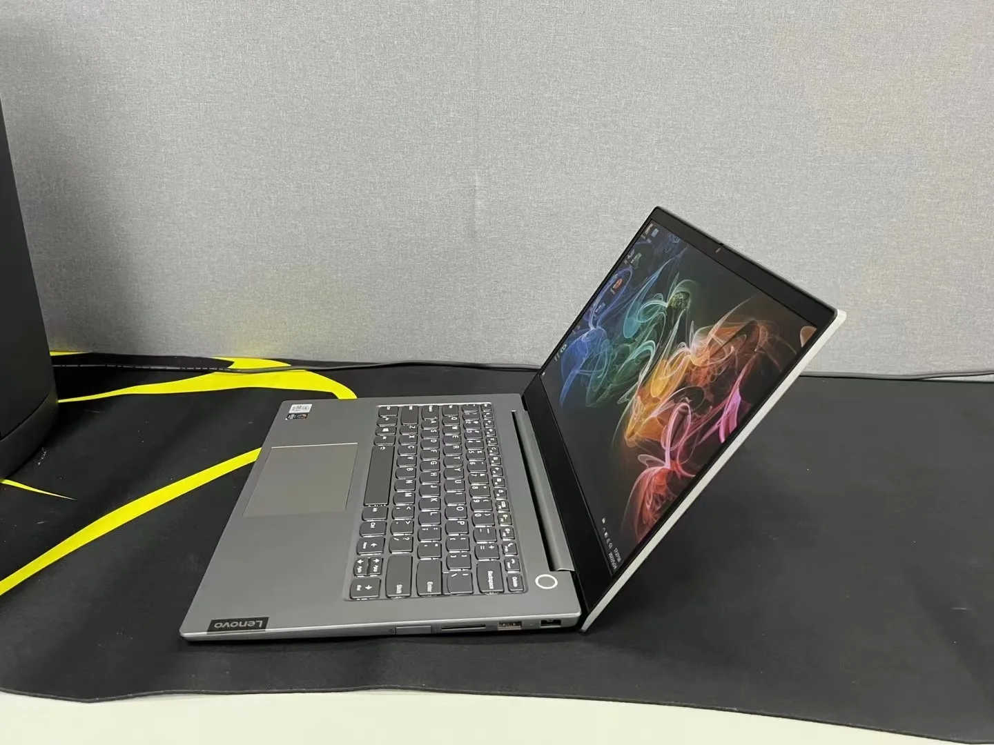 Original laptop used Applicable Lenovo ThinkBook 14 5TCD I5-1135G7/8G/512G-HD Screen Laptop used