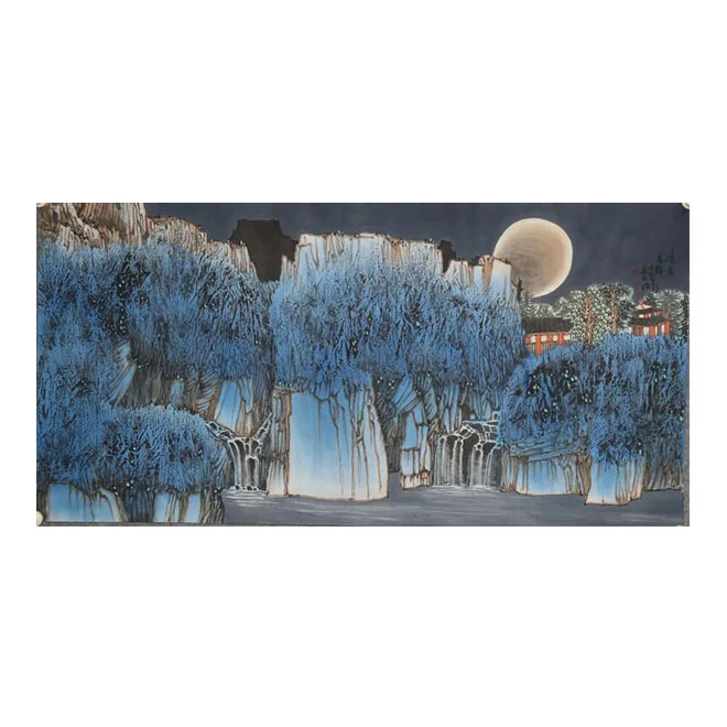 Подвесная картина с пейзажем и входным фойе