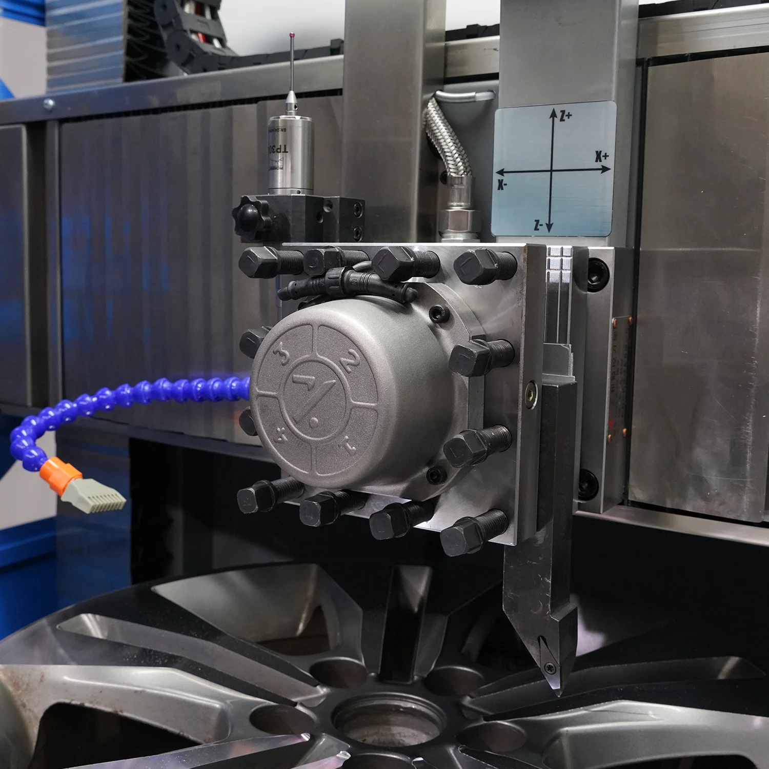 Vertical diamond cut rim lathe wheel refurbishment alloy wheel repair machine DCM28P-M