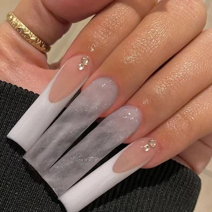 New Variety Of Styles Global Hot Selling French Press On Nails Silver Deer Grace Pink Glittery Long False Nails with Deer Charm