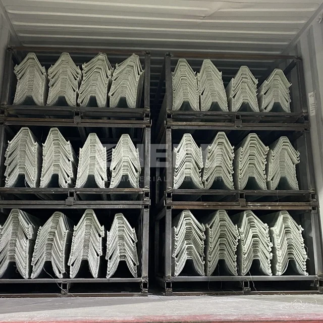 Multi-span Agricultural Greenhouse For Vegetable Fiber Glass Greenhouse water rain gutter