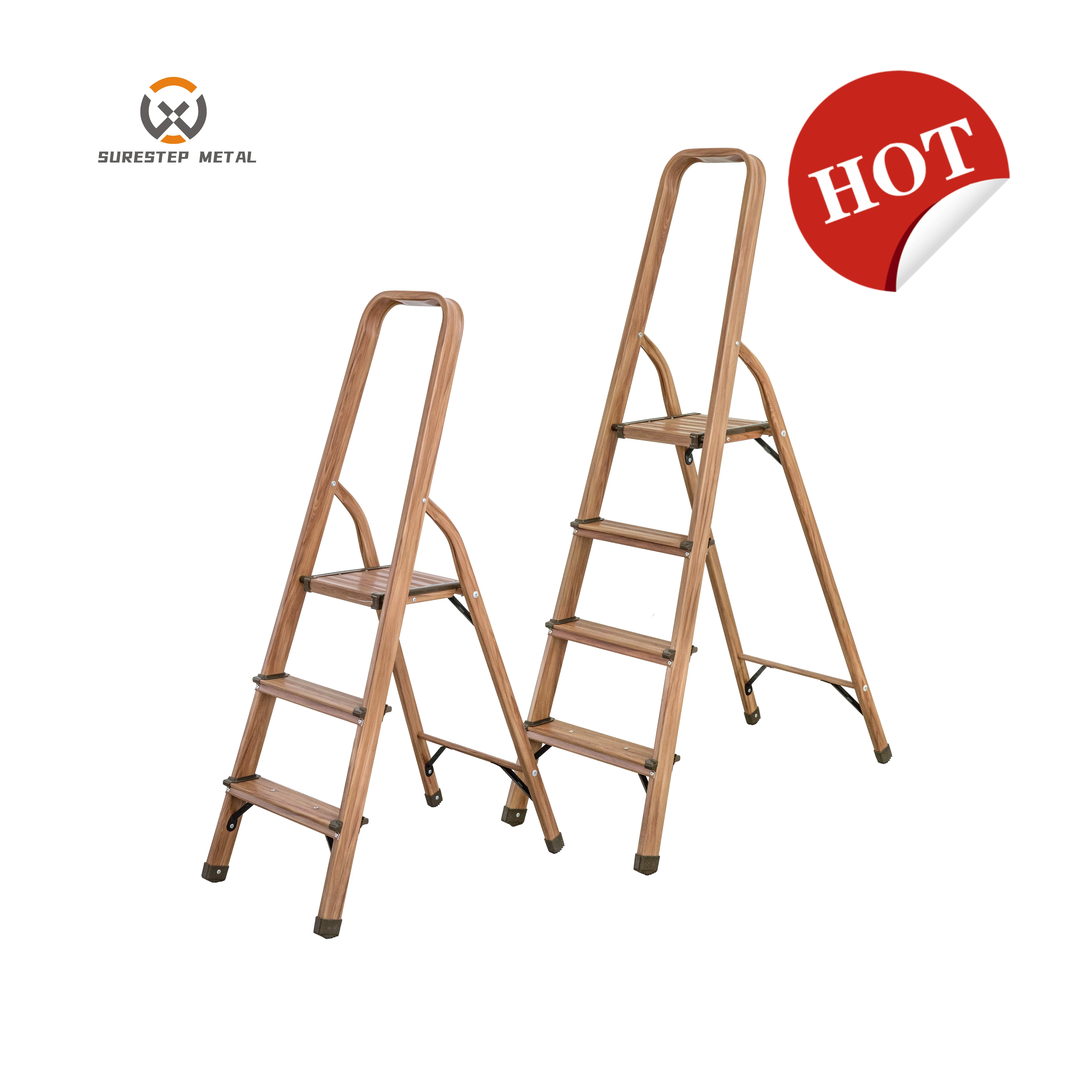 EN131 Two to Four Step 3 Step Foldable Ladder For Sale