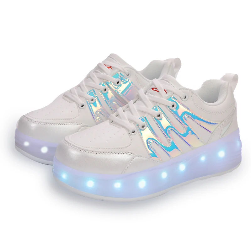 Latest Trending Hot Selling Factory Footwear Colorful Sports Outdoor Breathable Soft Bottom Flashing Rollerskate