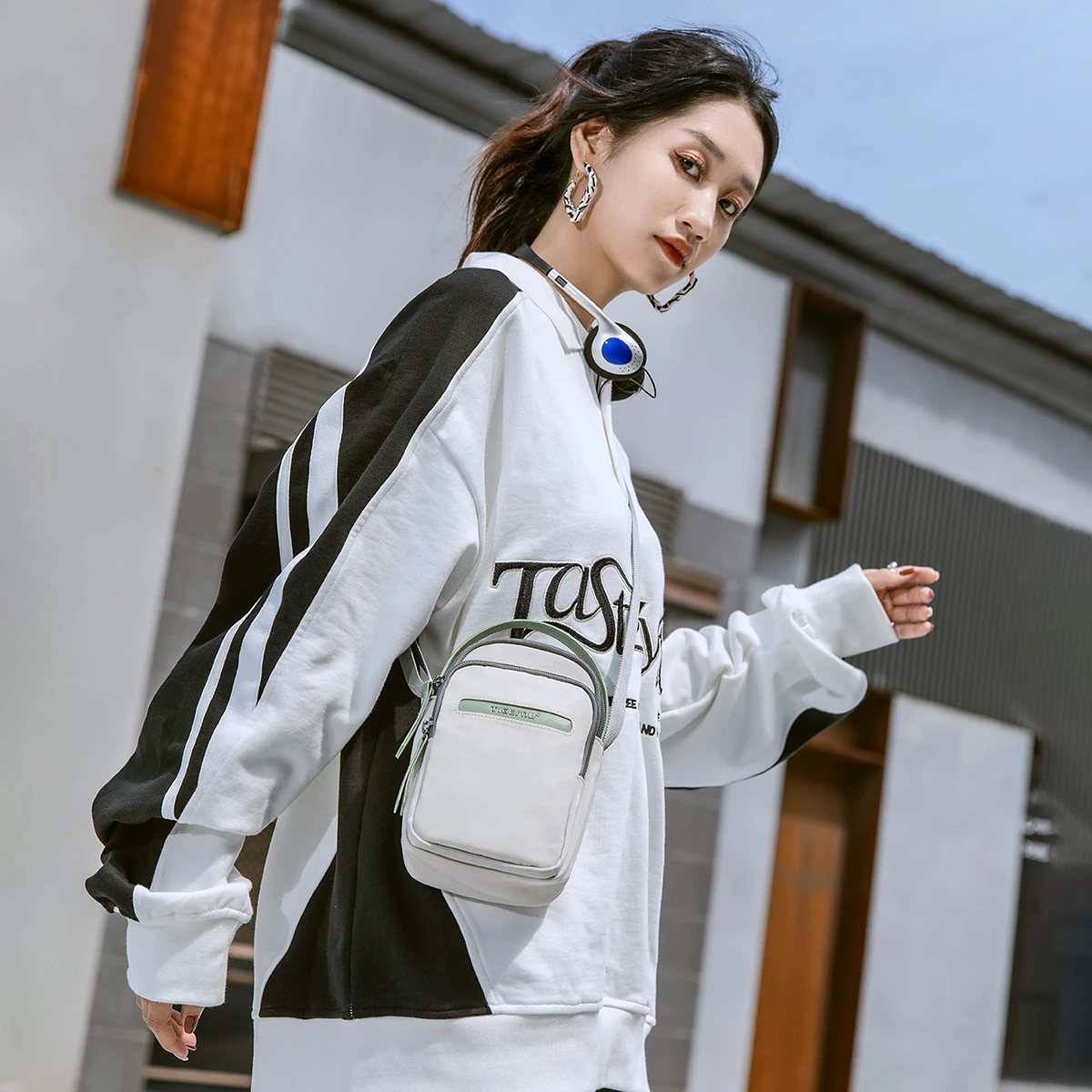 Tigernu T-S8810 manufacture waterproof cross body bag luxury new design daily use school travel shoulder bag new design