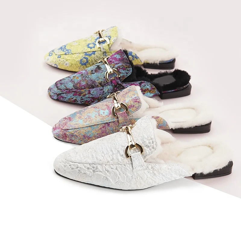 Warmlab closed pointed toe slip on shoes mule loafers women 2021 house custom fluffy fuzzy fur christmas slippers for women