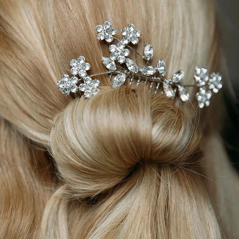 Женский гребень для волос свадебный аксессуар с кристаллами и цветами из циркония