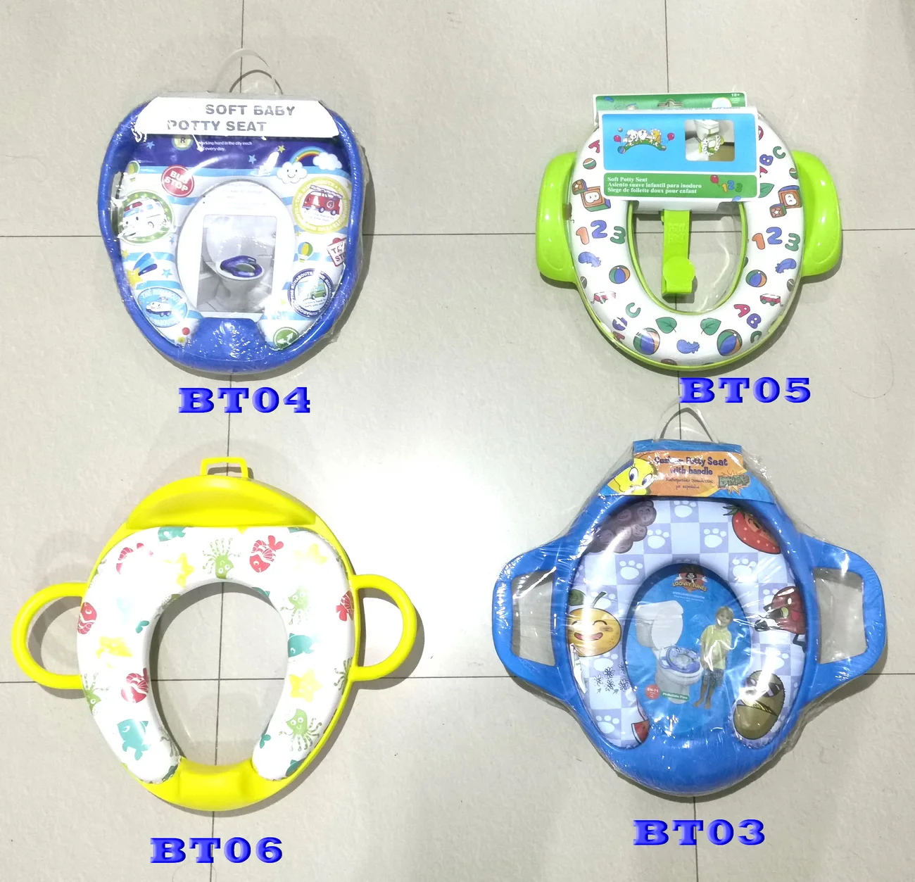 Cute Printed Baby Soft Plastic Toilet Seat with Handles Portable Single-Piece Set Design