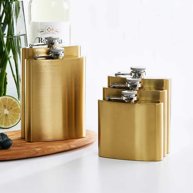 Premium Gold Color Stainless Steel Liquor Flagon Travel Hip Flasks Bottle for Camping
