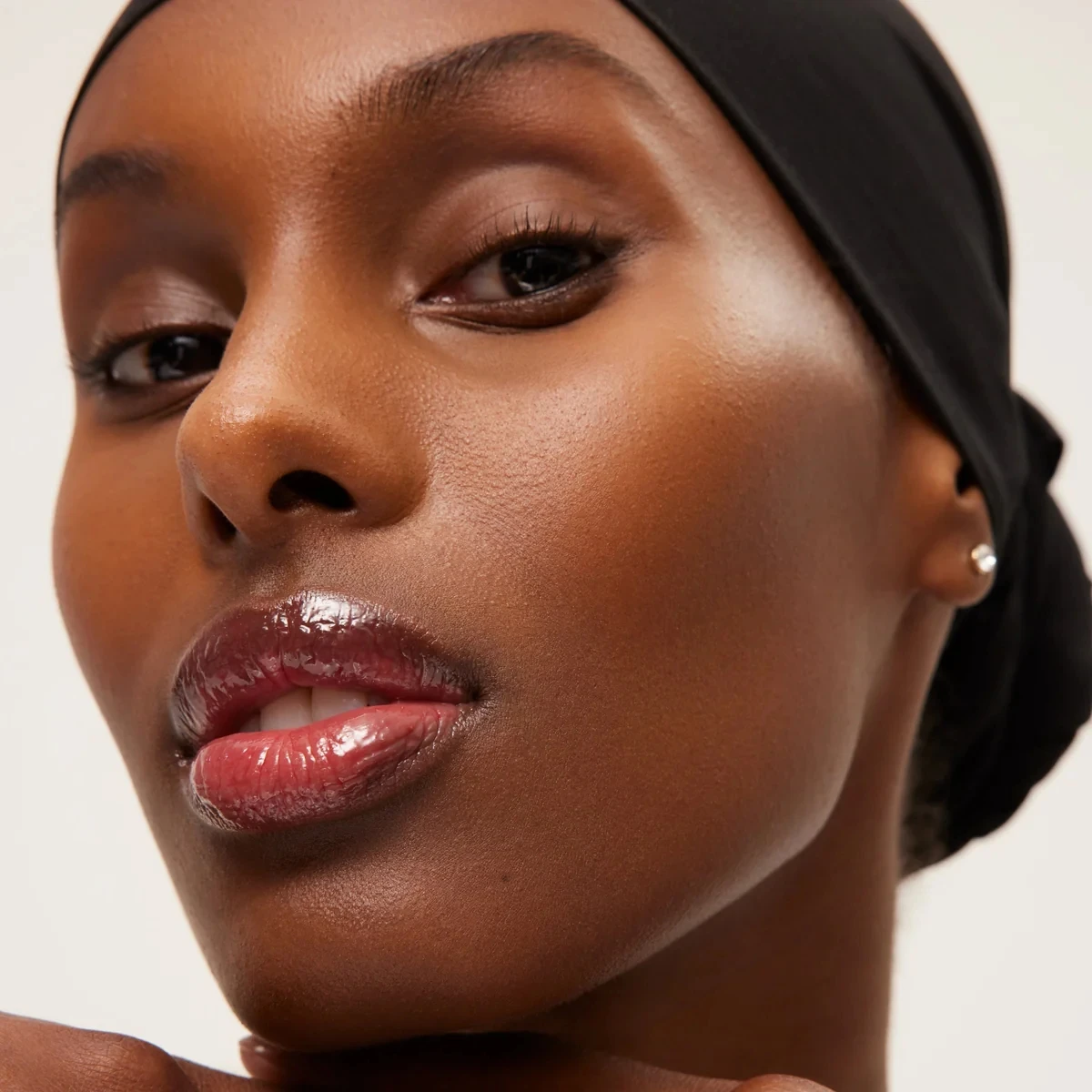 Custom lip balm natural hyaluronic acid shea butter lip balm private label