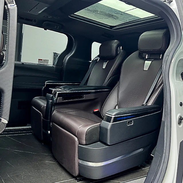 Luxury Reclinable Pilot Seat Car Wireless Charge Seat Auto Seat For Caravelle Multivan